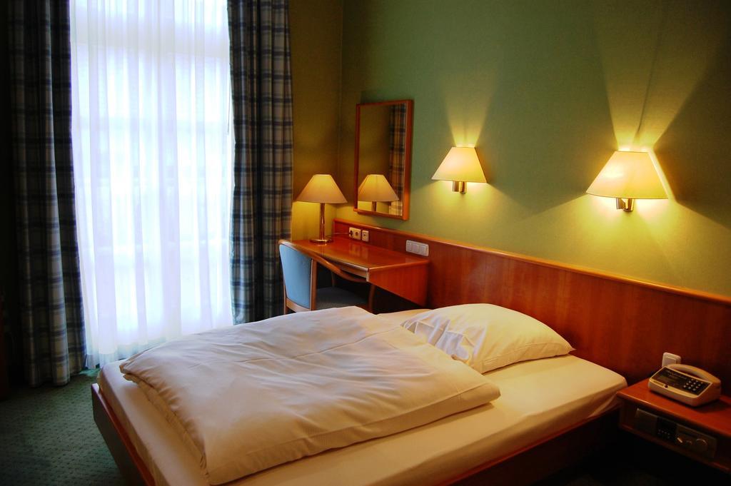 Hotel Frankenbach Eltville am Rhein Zimmer foto
